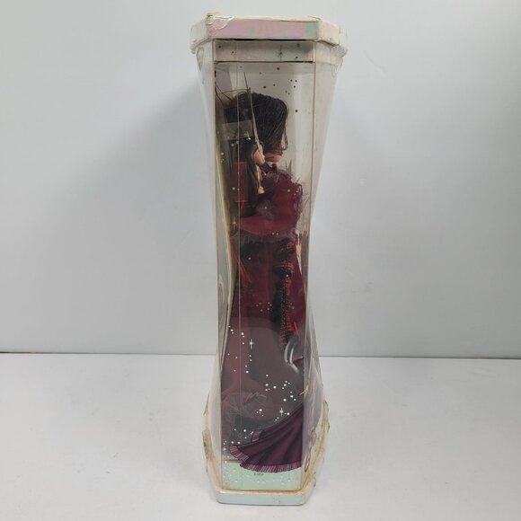 Bratz Holiday Collectors Katia Exclusive Doll NEW - Picture 7 of 7